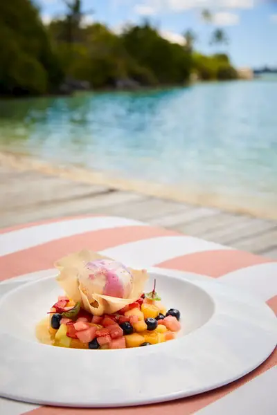 Breezes Bermuda Food